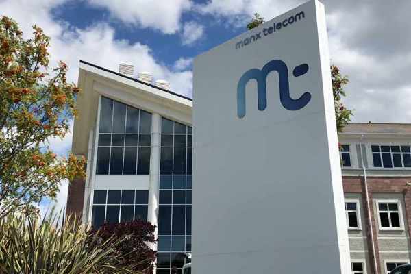 Chief Minister says government not involved in Manx Telecom sale