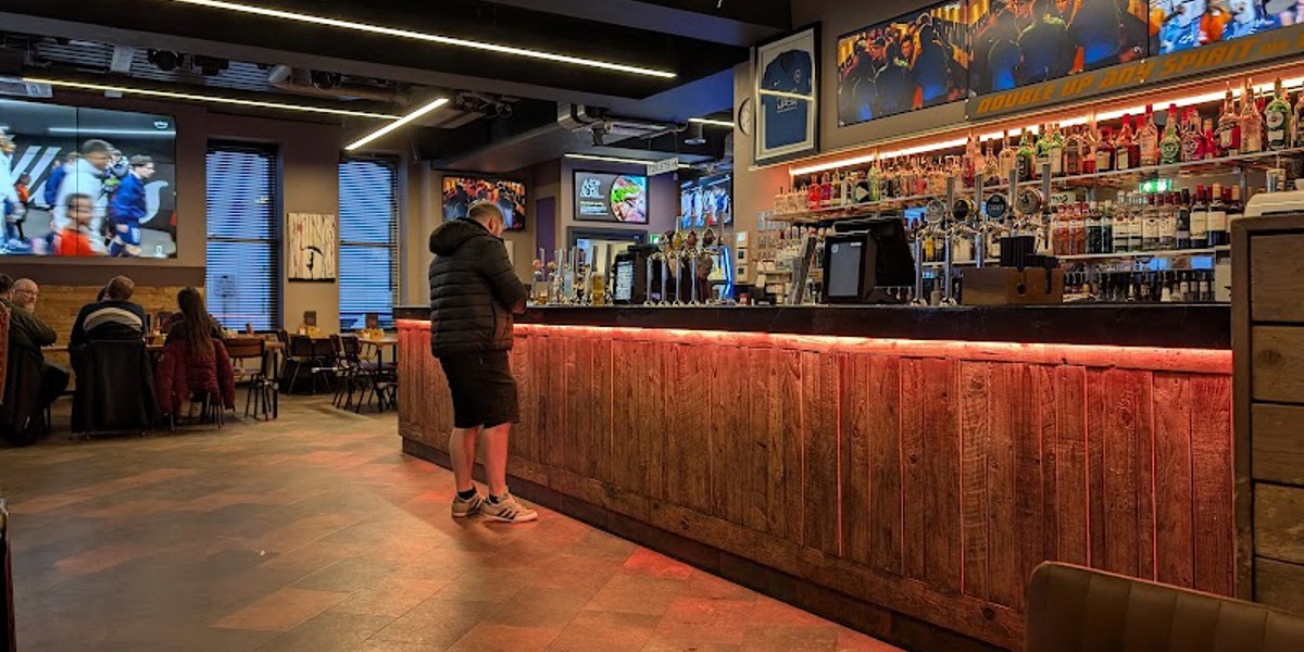 Jak's Bar & Smokehouse