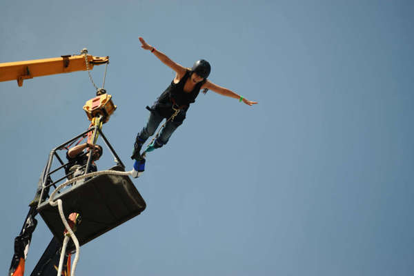 Lieutenant Governor to bungee jump for charity 
