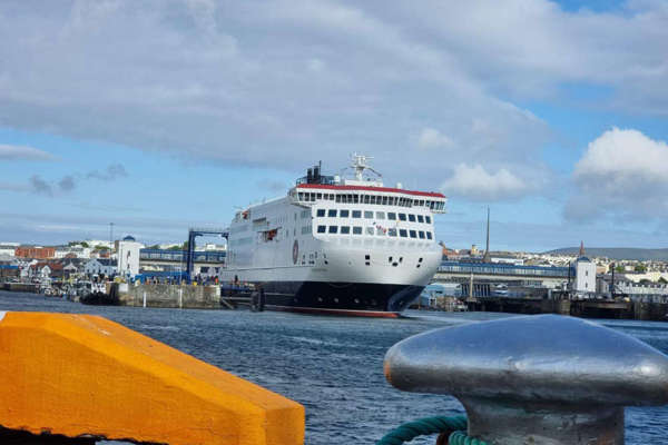 Gales cancel two ferries, delay another
