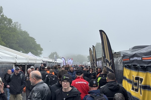 Fans praise TT Grandstand set up