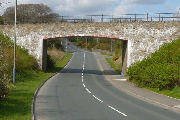 Pipeline works causing heavy traffic on key route