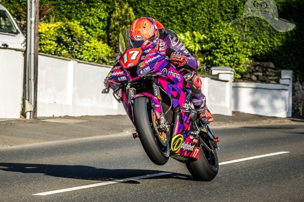 No fractures or soft tissue damage for Michael Evans