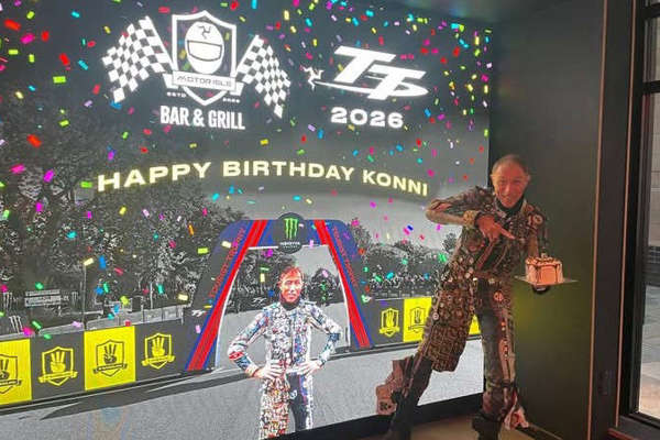 Happy birthday Wheelie Konni!