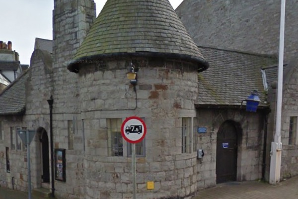 Minister says southern landmark will be protected even if sold