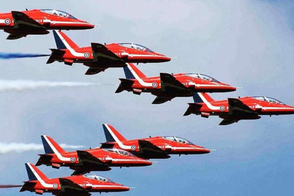 Red Arrows confirm TT 2026 show date
