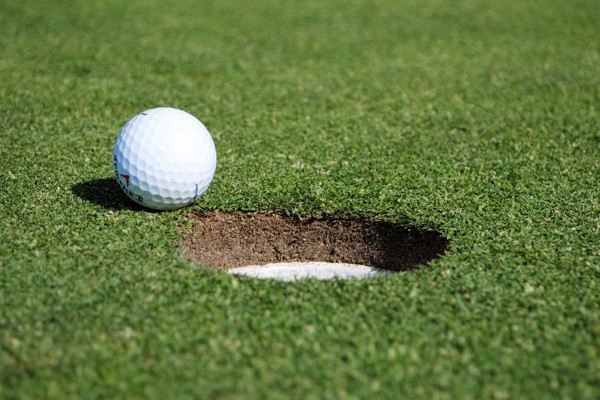 Island hosts 'first of its kind' visually impaired golf event
