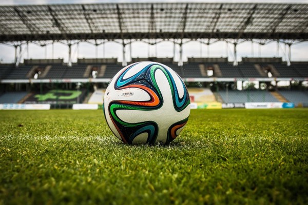 Some pubs to stay open for early-hours England match