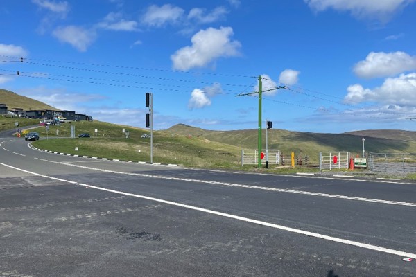 Evening closures on Mountain Road this week