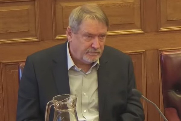 Manx residents 'will probably need to pay more' if they want universal health service