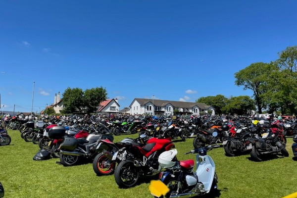 Could we be in for a warm and sunny TT?