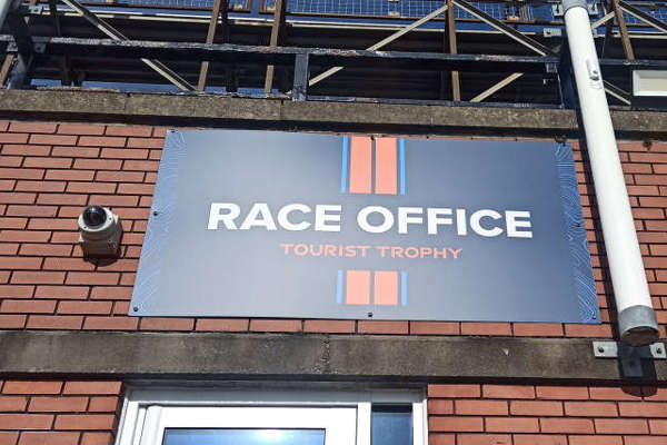 Hour delay to race schedule after Mountain Road crash 