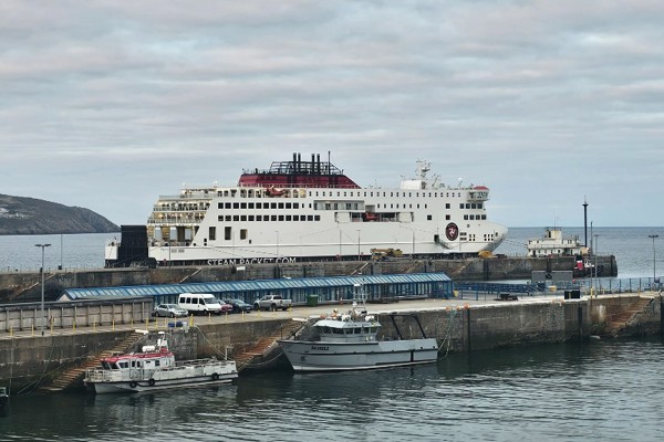 Sailings delayed after adverse weather affects Manxman crossing