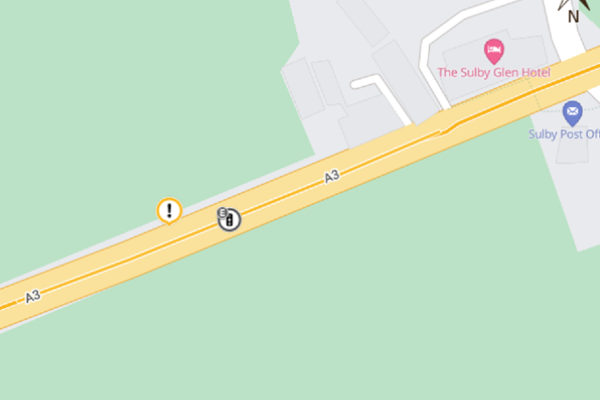 Temporary traffic lights on TT course section