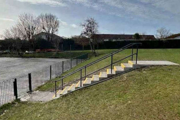 School steps planned to stop muddy bank scrambles