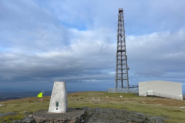 Injured walker rescued from Snaefell